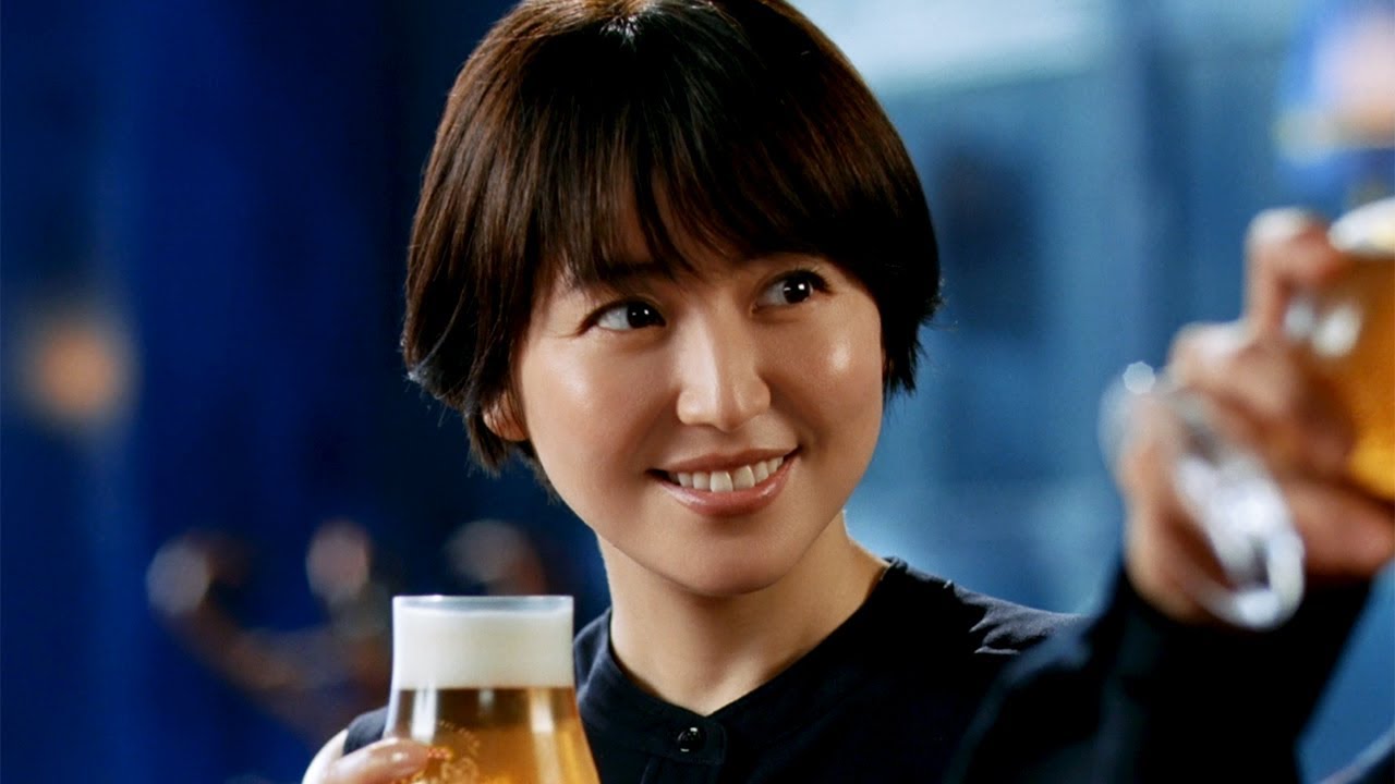 長澤まさみ「もしかして初めて?」 仲野太賀の初体験に竹野内豊らと大盛り上がり 「アサヒ ザ・リッチ」新CM「Welcome篇」