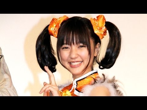 真野恵里菜 ミニのチャイナでセクシーに 「パトレイバー」舞台あいさつ(1)