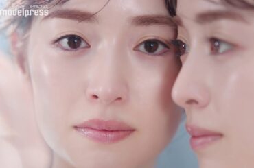泉里香、ドアップで美肌際立つ 「アドライズ」新CM