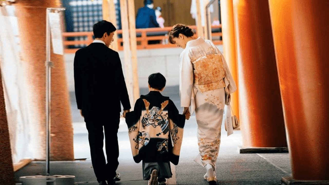 蛯原友里、ILMARI&息子と家族3ショット公開「なんて理想的な家族」「素敵で胸があったまる」