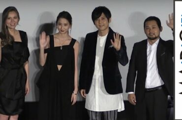 河北麻友子&英里子、流暢な英語で映画PR 3DCG劇場版アニメ「GANTZ:O(ガンツ:オー)」プレミア英語吹替版舞台あいさつ2