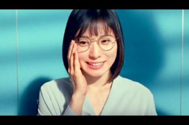 メイクも仕事もほどほどの松岡茉優が花柄で気分を上げる/ROPE PICNIC CM「ほどほどOL篇」+メイキング