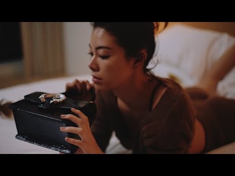 森星が演じる、ある女性の不思議な1日 | 24 Hours in Tokyo