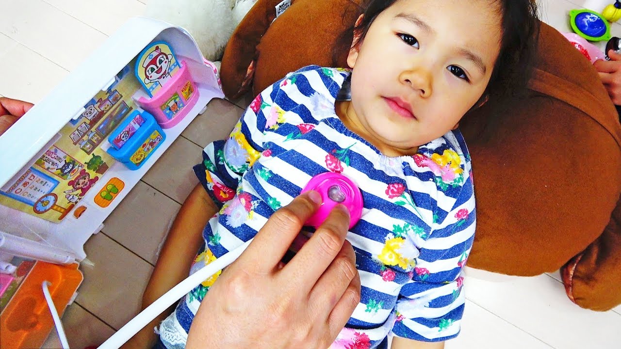 再アップ●普段遊び●おーちゃんが倒れた!緊急治療!お医者さんごっこ遊び ゆる動画☆まーちゃん【5歳】おーちゃん【3歳】#662