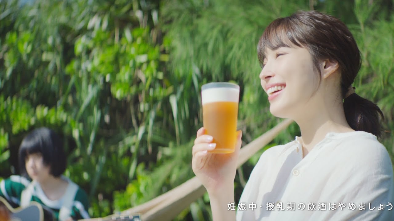 広瀬アリス、あいみょんと初共演 「淡麗グリーンラベル」新CM「NEW GREEN篇」