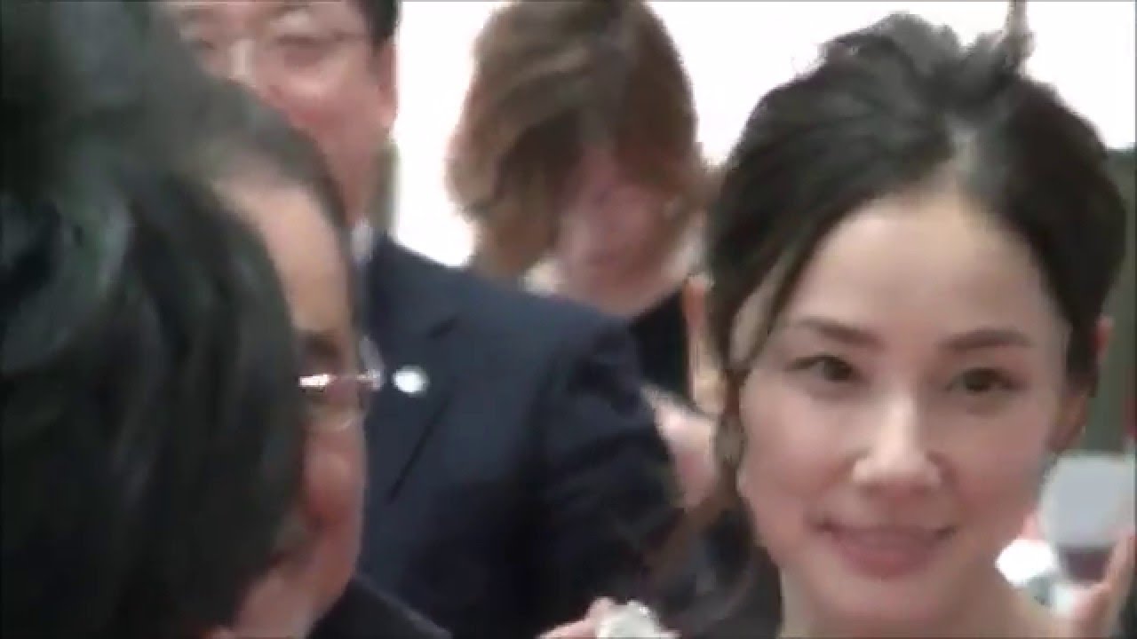 吉田 羊さん他ベストドレッサー2016