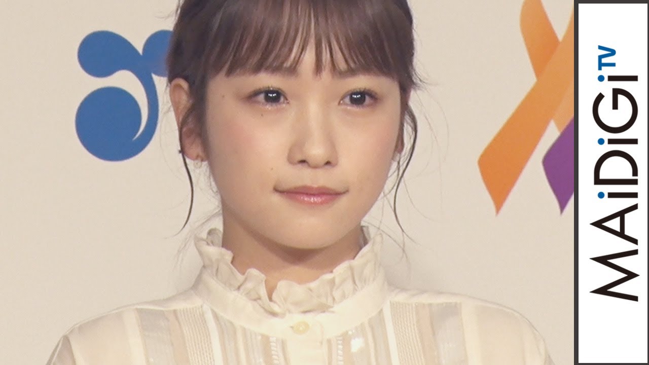 川栄李奈、サテンブラウス×ロングスカートで清楚な秋スタイル 「#8008(はれれば)・189(いちはやく)普及啓発」記者発表会