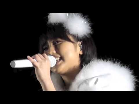 真野恵里菜「NEXT MY SELF」発売記念ミニライブ&握手会