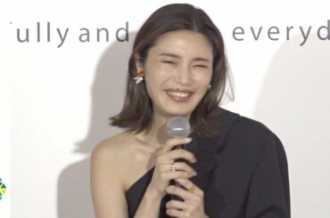 『テラハ』島袋聖南、石倉ノアとの同棲生活は「全てシェアしている」 土屋アンナ&BENIと好きな男性タイプで女子トーク 『R-GLOW SHAMPOO/TREATMENT』新商品発表会
