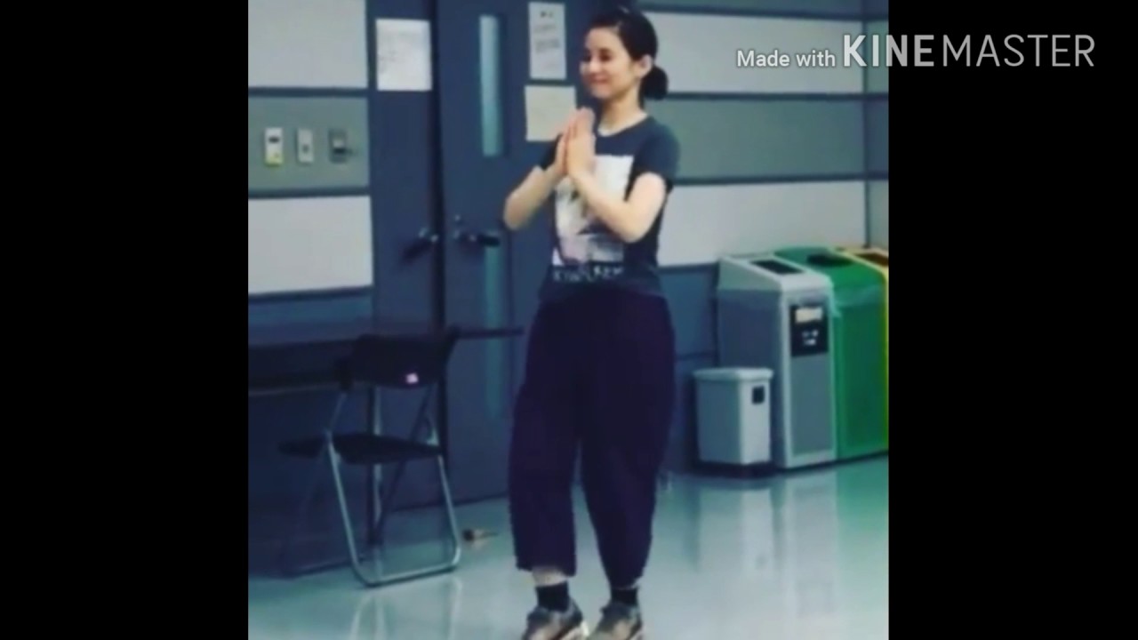 《SNS で話題》47才石田ゆり子恋ダンス社長兼女優として活動していて、もののけ姫でサンの声優もしている