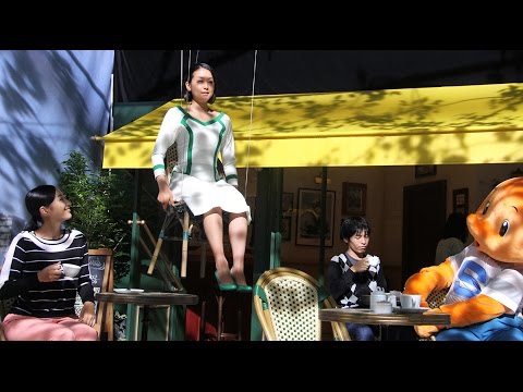 浅田真央選手が浮いた?新CMの公開収録に姉妹で登場 「ストナシリーズ」新CM発表会(1)