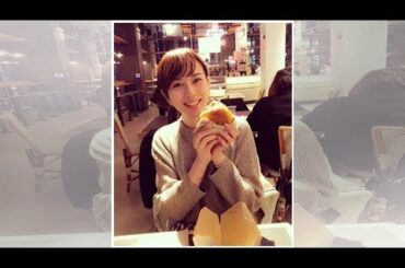 比嘉愛未、nyで巨大ハンバーガーに舌鼓 美人×美食の強力コラボにファン興奮