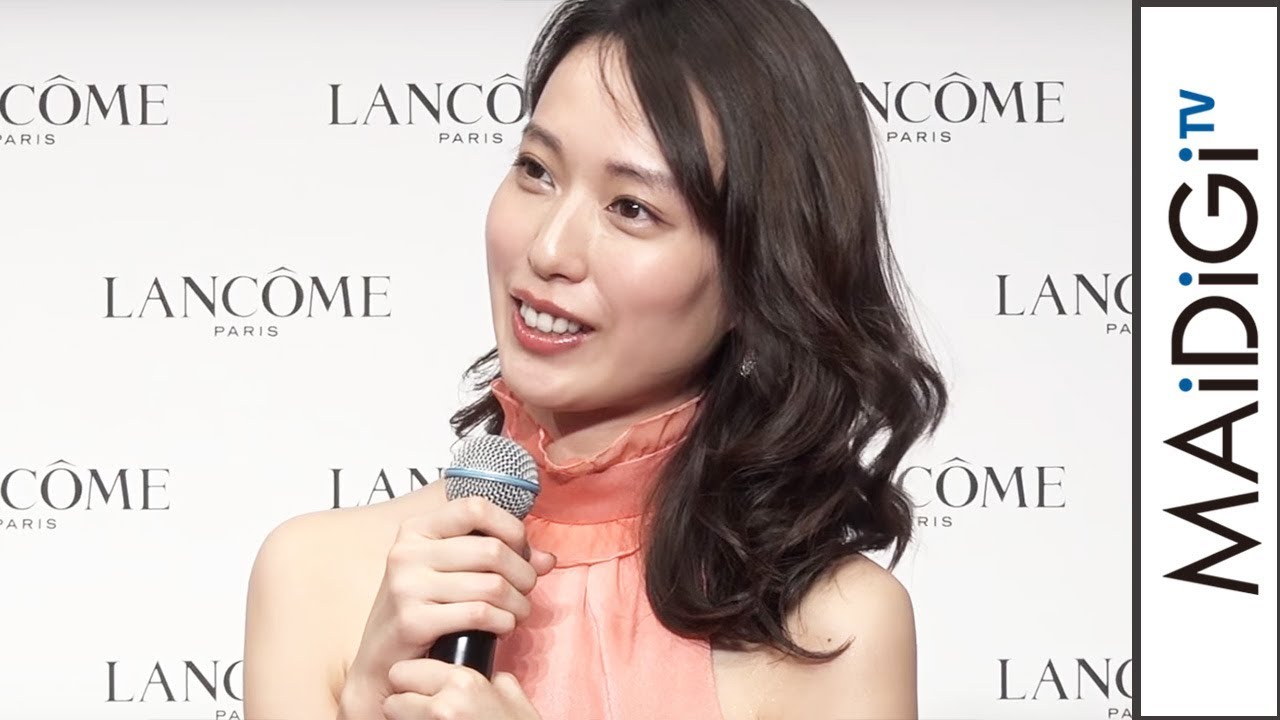 戸田恵梨香、30代は「楽しみ」 自身のスキンケアも明かす 「2018 ランコム ミューズ就任記者発表会」2