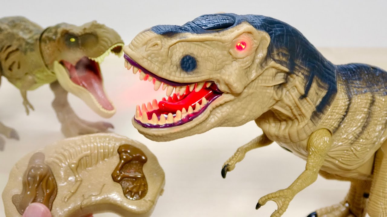 光る!歩く!咆える!口から煙をはく! RC生き物シリーズ 爆炎ボルケーノティラノ