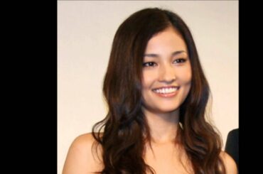 黒木メイサ、命綱なしのフライングアクションに挑戦!!