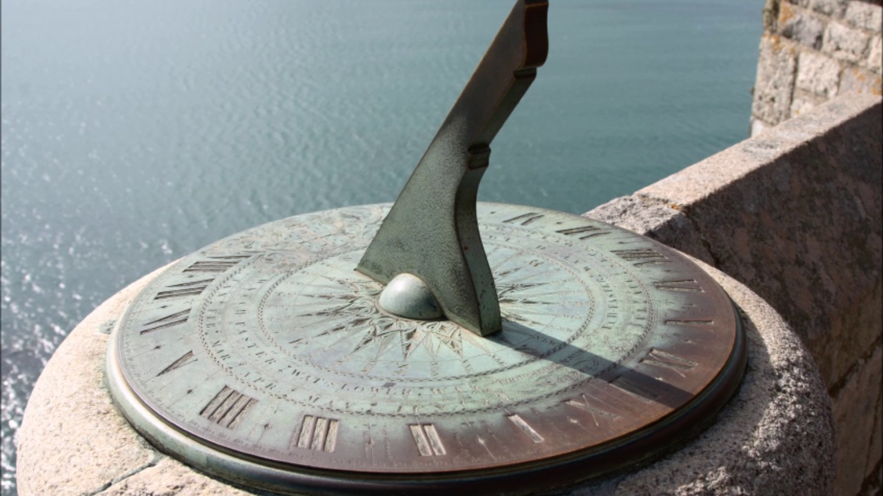 Momoko Kikuchi – Sundial