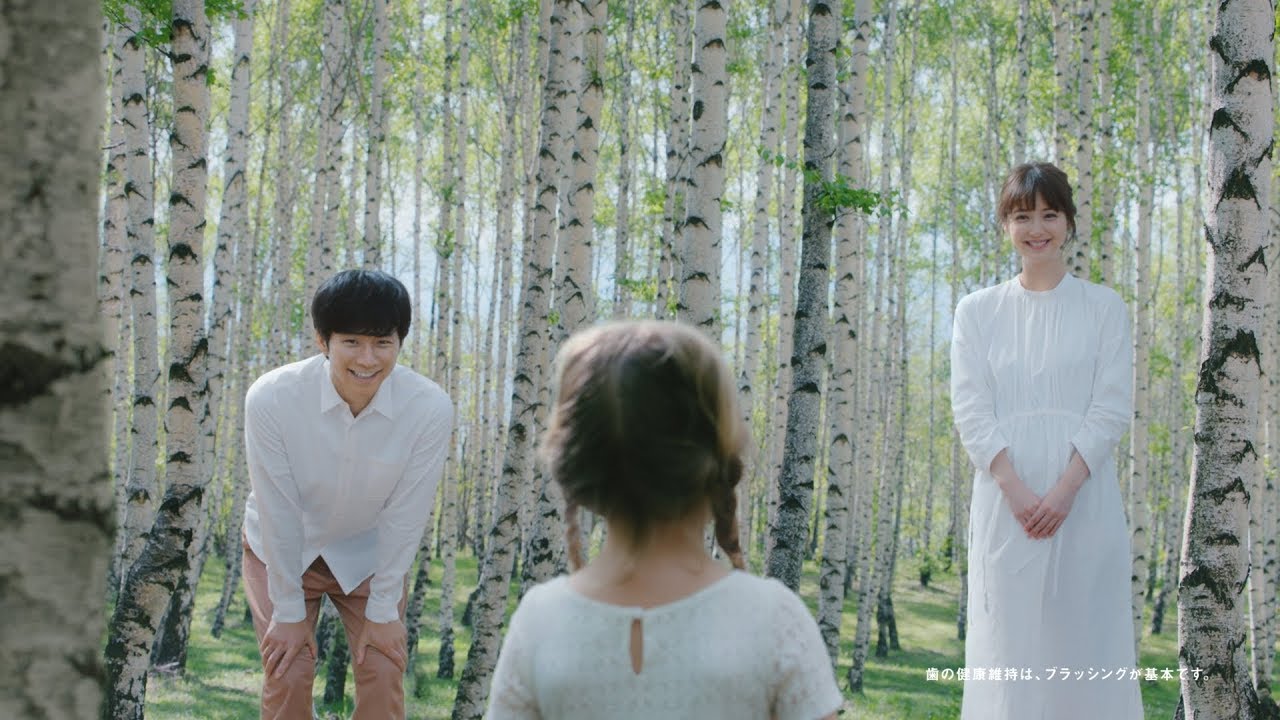 アンジャッシュ・渡部建、妻・佐々木希とCM初共演 ロッテ新CM 「その歯と100年。キシリトール。」篇
