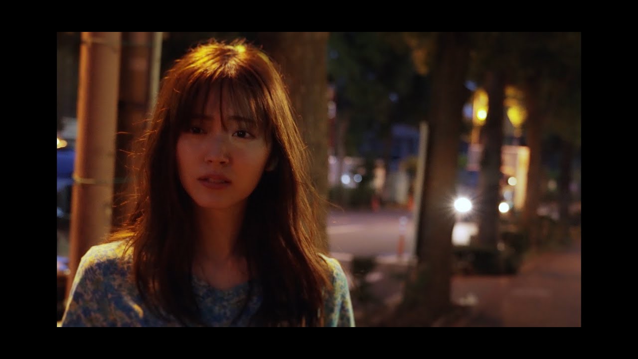 【公式】鈴木愛理-"見る目ないなぁ"