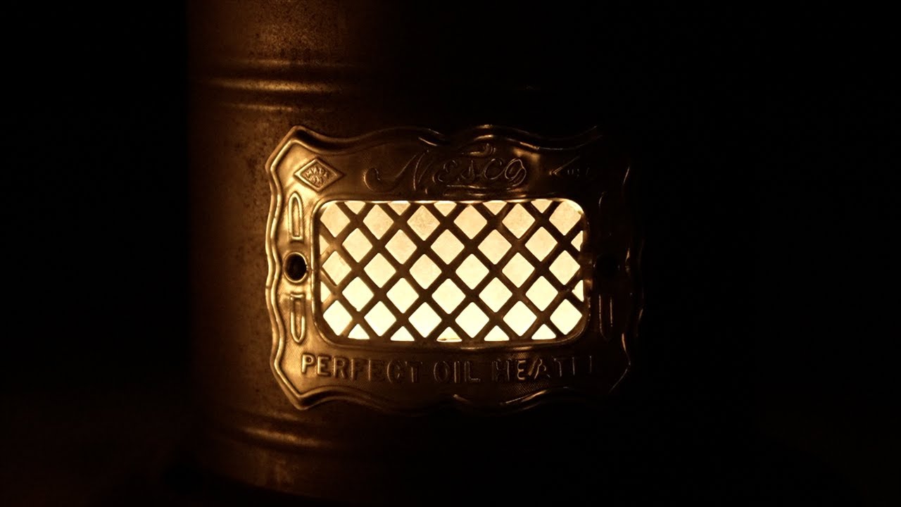 川のほとりで アンティークストーブ 30分 寝落ち