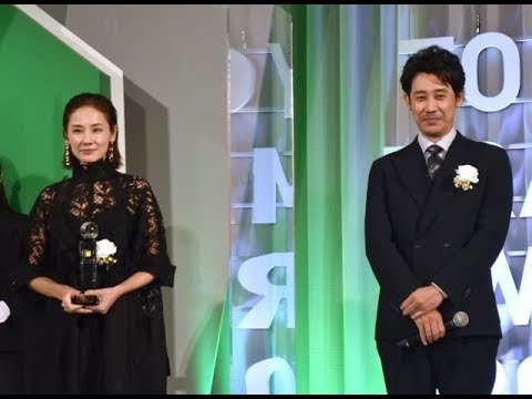 女優の吉田羊、俳優の大泉洋がW主演し、松永大司監督がメガホンをとったリモート制作のショート連続ドラマ『2020年 五月の恋』(WOWOW)が、『東京ドラマアウォード2020』の単発ドラマ部門を受賞。2