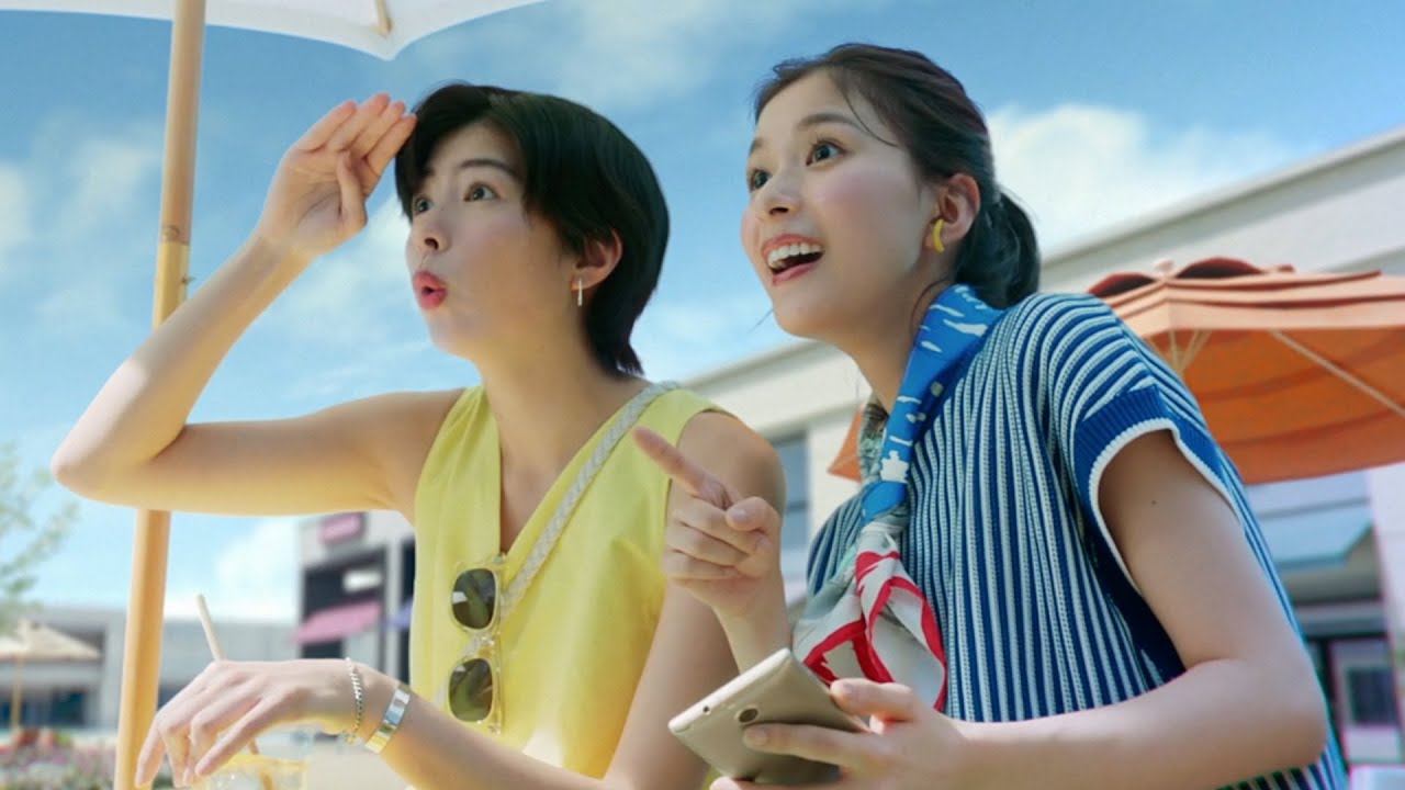 芳根京子&佐久間由衣「楽しかったね~!」ウキウキで夏のショッピング! 三井アウトレットパークWEBCM