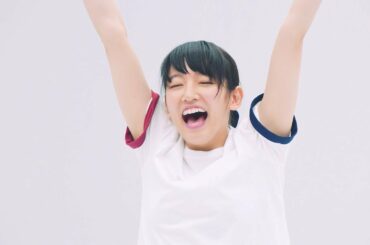吉岡里帆、勝利に雄たけび!キュートな四股も披露 ウェブ限定動画「すもう!UR 第三番」編