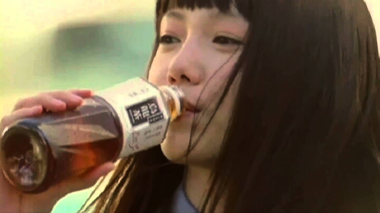 いいなCM サントリー ウーロン茶 宮崎あおい 「パス」篇