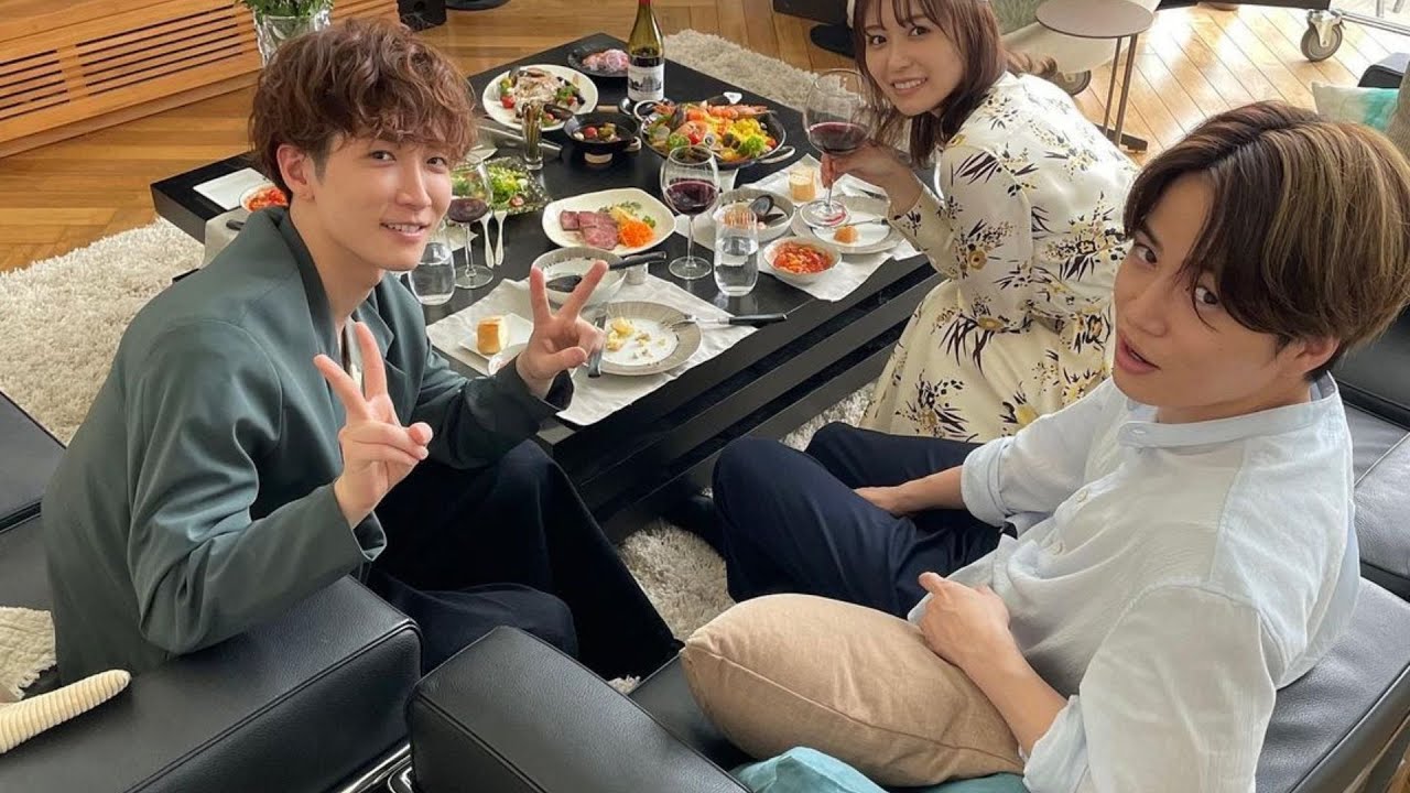 Sexy Zone・菊池風磨、長濱ねる&Snow Man・渡辺翔太と仲良く会食「ウソ婚」和気あいあいで可愛い3人