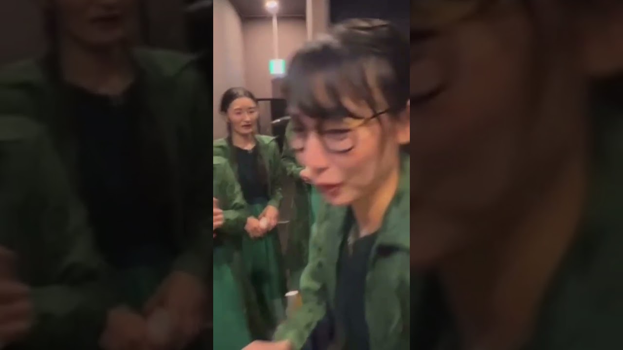 BiSH 飲んでコールをする可愛いアユニD