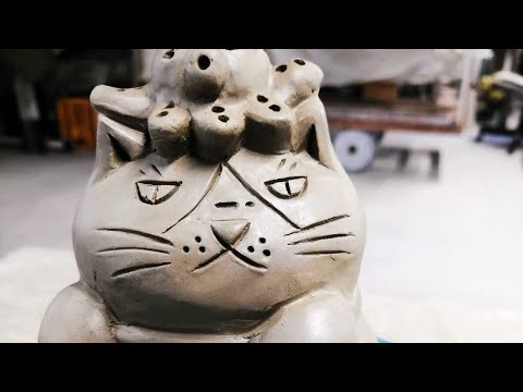 淡路瓦でデブ猫マル、手作りの味わい 鬼師・興津さん、招き猫とコースター製作 地場産と初コラボ