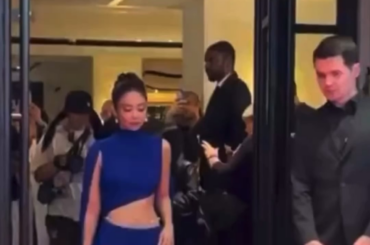 240506 メットガラに向かうジェニー