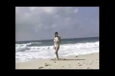 【こんなの好きですか？】細川ふみえ・水着グラビアの好きなワンシーン4☆