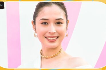 広瀬アリス、白シャツから美肌見せ　ふんわりチュールスカート×ゴールドアクセでフェミニンに