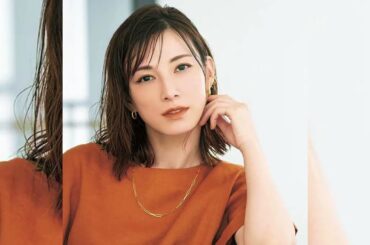 「スタイル抜群ですね」加藤あい41歳、膝出し白ワンピの爽やか自撮りに釘付け「ずっとお綺麗です」
