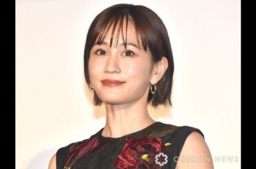 T2- 前田敦子「だーいすきな子」の手握るオフショットに反響「ママ可愛すぎ」「息子くんの手も可愛い」