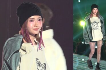 元北新地伝説のキャバ嬢・HIMEKA、美脚際立つ網タイツ姿で魅了　ジャケットを脱ぎクールな表情も 『第39回 マイナビ TGC 2024 AUTUMN/WINTER』