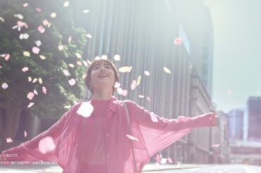 花王 ハミングフレア ダイヤモンドアロマ 体感 フローラルスウィート＋サボン デ サボン篇 CM 石原さとみ