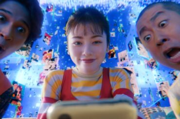 小芝風花&木村昴&ハライチ澤部、｢無料のマンガが多すぎ！｣な電脳空間へトリップ！？CMメイキング&インタビュー映像も公開　『コミックシーモア』新TVCM