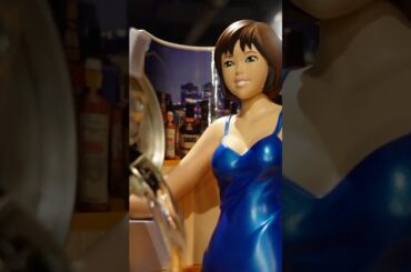 That Actress Pours Your Beer for You! #釈由美子 #お酌