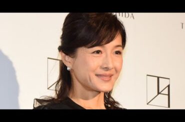 B1- 54歳・水野真紀、18歳の写真公開し「むちゃ綺麗なお姉さん」「バブル髪型」反響 1988年の家族ショット