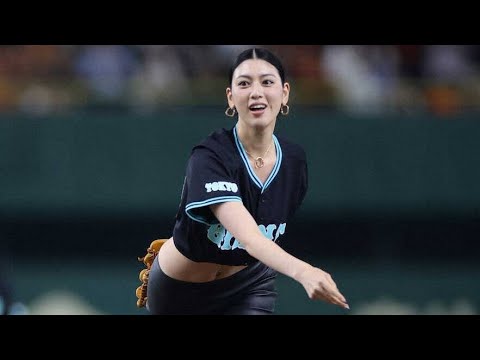 三吉彩花　「ティファニーデー」で華麗！始球式　特別ユニのナインにときめき「すごくかっこいい」