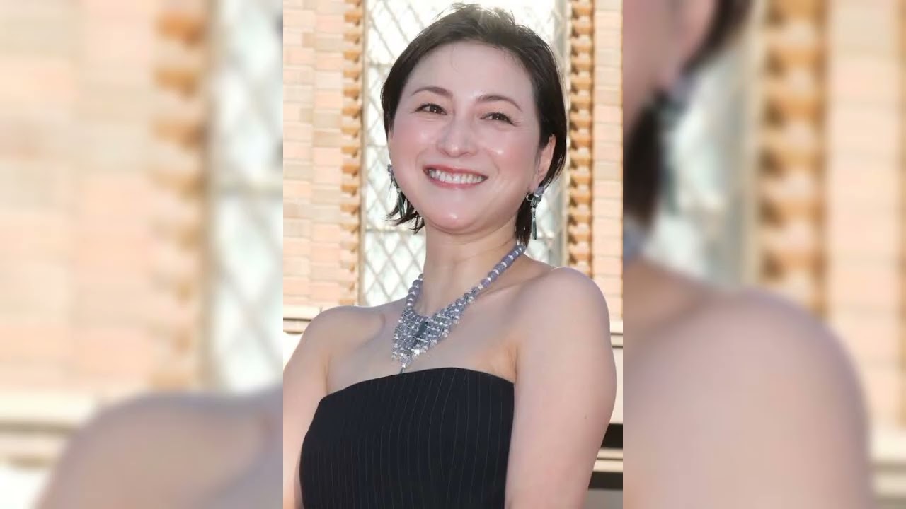 今度は肩タトゥーか 三吉彩花、“タトゥーだらけ”極薄トップス姿に続き肌見せショット連発