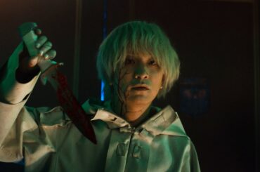 【はたらく細胞】“最強の敵”セカオワFukaseが“白血球”佐藤健と激突！？主題歌はOfficial髭男dism書き下ろし楽曲「50%」に決定　映画『はたらく細胞』本予告映像