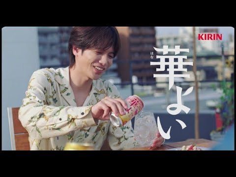 B1- 志尊淳&山下美月、新CMでリアルな“宅飲み姿” 「お酒を飲むとどうなる?」質問にも回答 B1- 志尊淳&山下美月、新CMでリアルな“宅飲み姿” 「お酒を飲むとどうなる?」質問にも回答