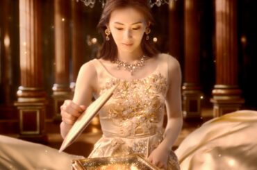 北川景子、金色に光輝く芸術的な美しさ…秘密の宝石箱も／森永ビスケット CM＋インタビュー＋メイキング