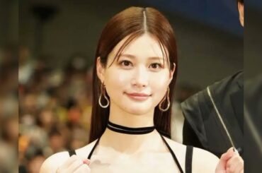 ＜生見愛瑠＞ミニ丈ワンピース姿に反響　「めるる、攻めた」「脚がキレイすぎる」