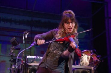 ヴァレリー・ヴィゴーダの圧巻のパフォーマンスに注目『アーネストに恋して』本編冒頭映像