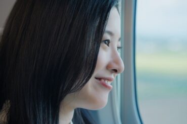 吉高由里子が出演　JR東海 東海道新幹線60周年記念CM　「60年分の会いにいこう」編