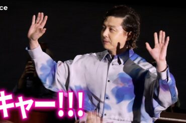 堂本剛、客席通路からサプライズ登場で大歓声も…「皆なんとなく分かってたでしょ笑」
