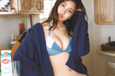 佐野ひなこさん　【佐野ひなこ・縦画面・水着】